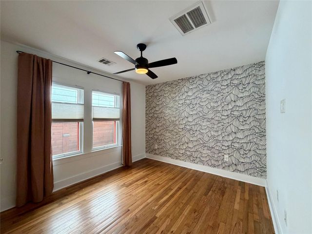1211 E 2nd ST A, Austin, TX 78702