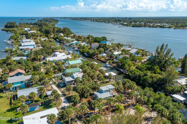 47 Vip Island B, Grant-valkaria, FL 32949