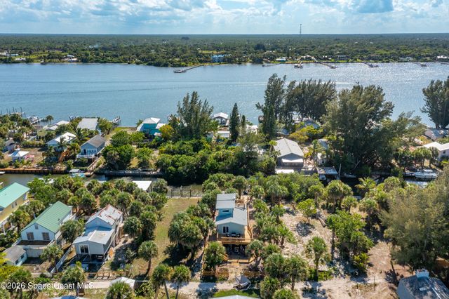 47 Vip Island B, Grant-valkaria, FL 32949