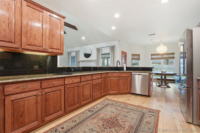 11541 S 66th East Avenue, Bixby, OK 74008