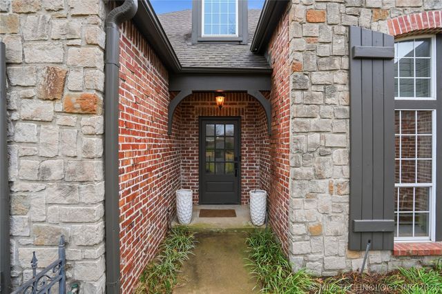 11541 S 66th East Avenue, Bixby, OK 74008