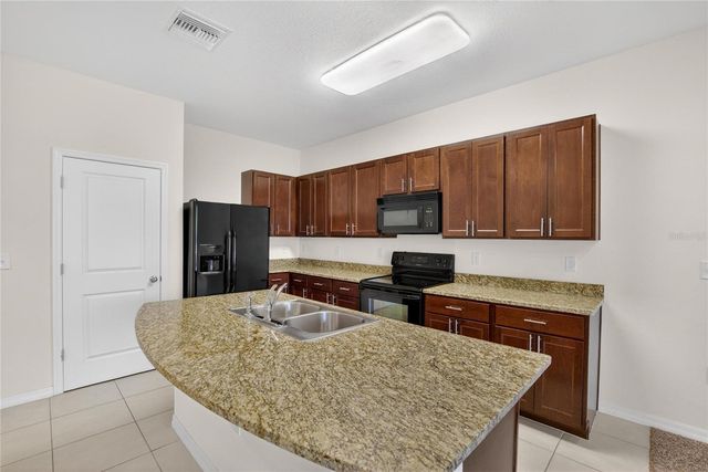 8850 INDIGO TRAIL LOOP, Riverview, FL 33578