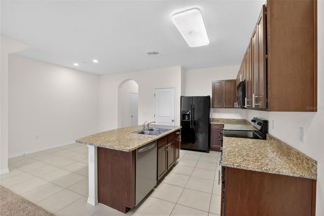 8850 INDIGO TRAIL LOOP, Riverview, FL 33578