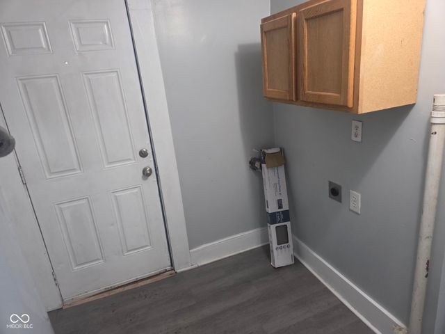 651 Division Street, Indianapolis, IN 46221