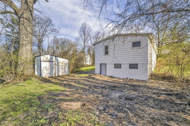 12316 Upper Sunset Drive, Garfield Heights, OH 44125