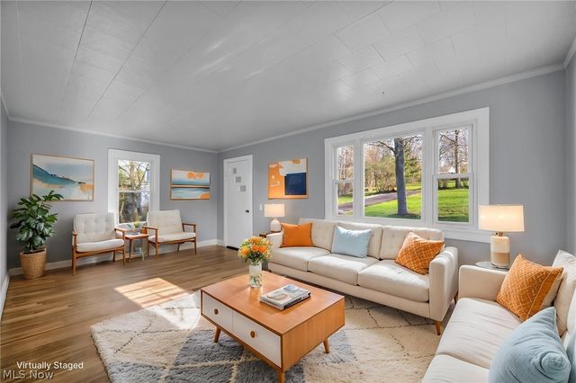 12316 Upper Sunset Drive, Garfield Heights, OH 44125