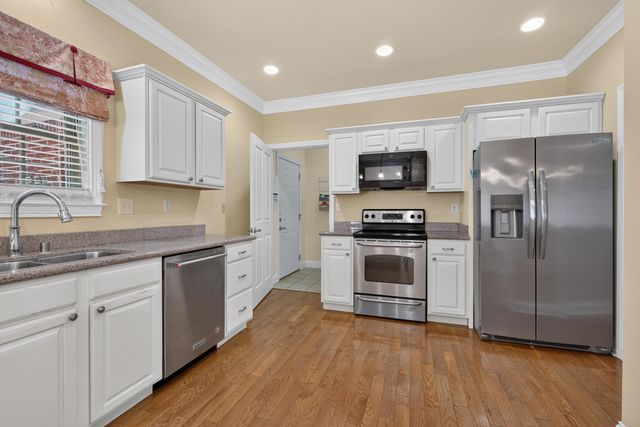 108 Duncan Avenue, Paris, KY 40361