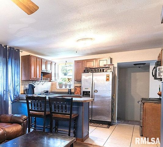 241 COOPER Street, Pekin, IL 61554