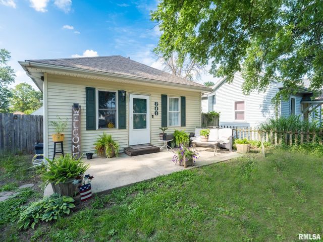 241 COOPER Street, Pekin, IL 61554