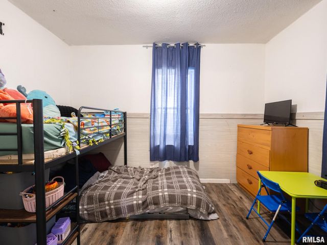 241 COOPER Street, Pekin, IL 61554
