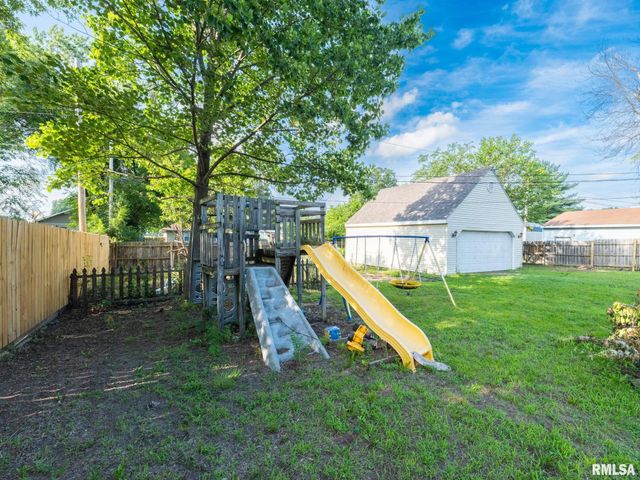 241 COOPER Street, Pekin, IL 61554