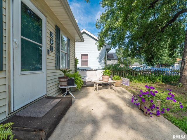 241 COOPER Street, Pekin, IL 61554