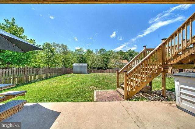 351 CHERRY ST, Pennsburg, PA 18073