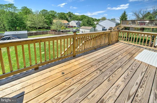 351 CHERRY ST, Pennsburg, PA 18073