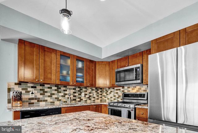 351 CHERRY ST, Pennsburg, PA 18073