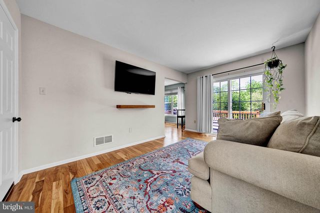 351 CHERRY ST, Pennsburg, PA 18073