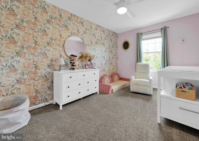 351 CHERRY ST, Pennsburg, PA 18073