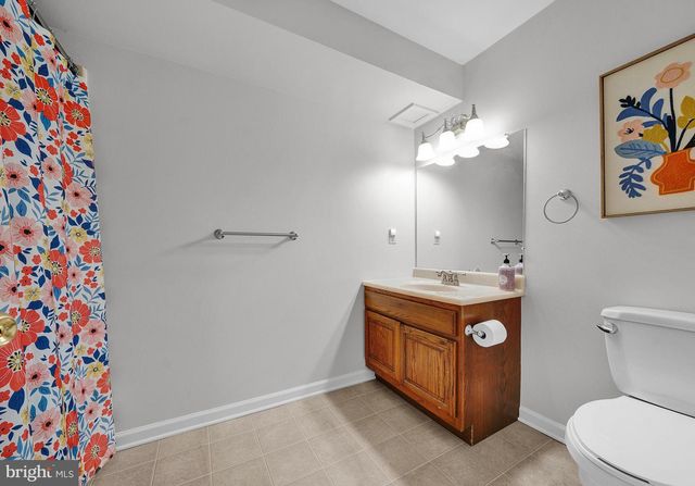 351 CHERRY ST, Pennsburg, PA 18073