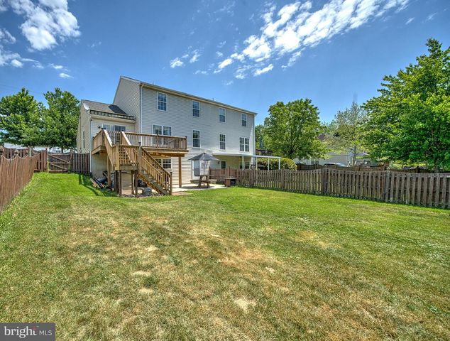 351 CHERRY ST, Pennsburg, PA 18073
