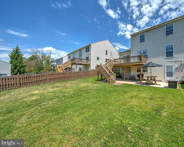 351 CHERRY ST, Pennsburg, PA 18073