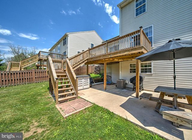 351 CHERRY ST, Pennsburg, PA 18073
