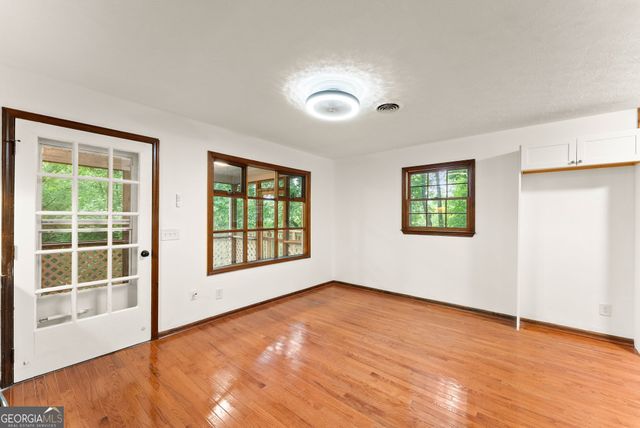 195 Golden Avenue, Dahlonega, GA 30533