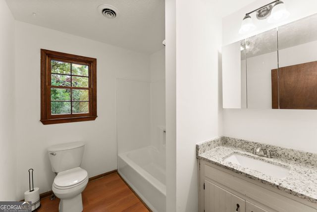195 Golden Avenue, Dahlonega, GA 30533