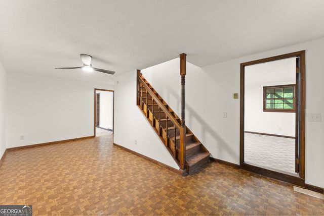 195 Golden Avenue, Dahlonega, GA 30533