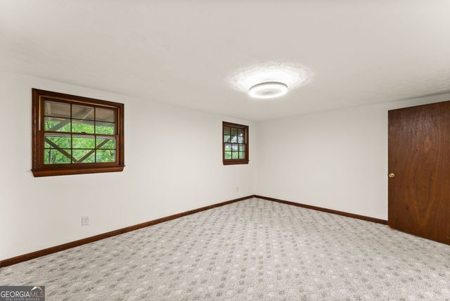 195 Golden Avenue, Dahlonega, GA 30533