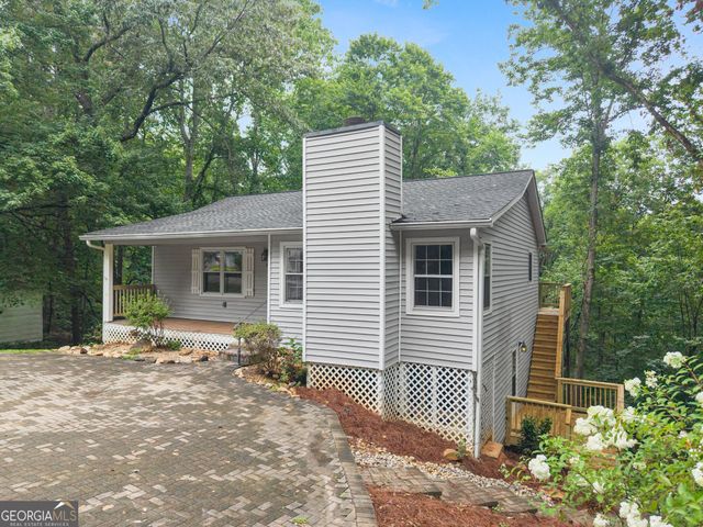 195 Golden Avenue, Dahlonega, GA 30533