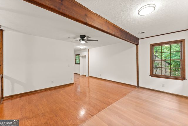 195 Golden Avenue, Dahlonega, GA 30533