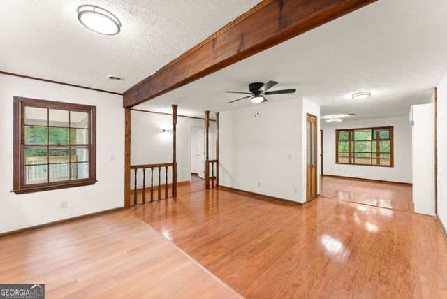 195 Golden Avenue, Dahlonega, GA 30533