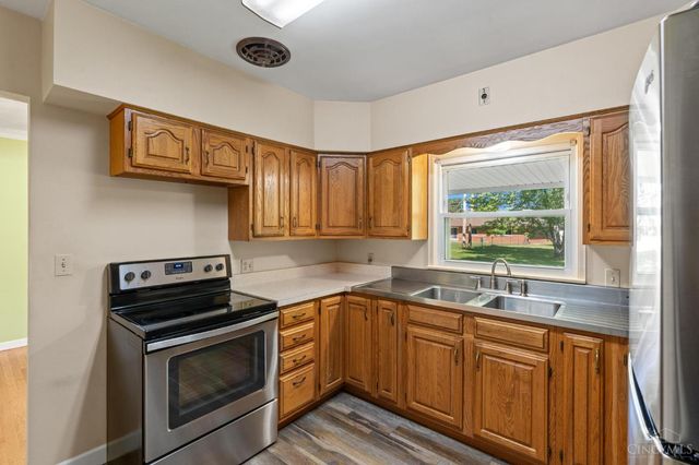 557 Prairie Avenue, Wilmington, OH 45177