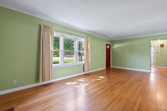 557 Prairie Avenue, Wilmington, OH 45177