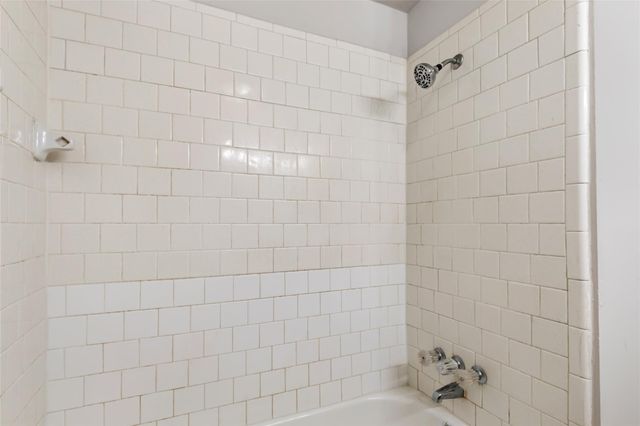 7310 Maple Walk Drive, Humble, TX 77346