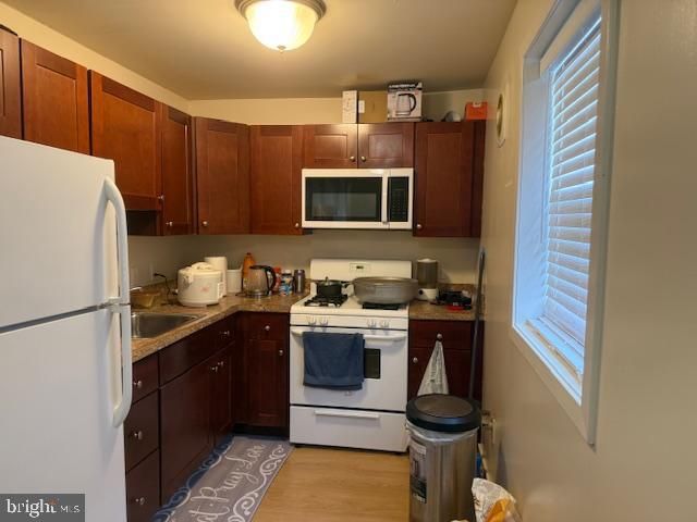 7321 SANDERLING PL, Philadelphia, PA 19153