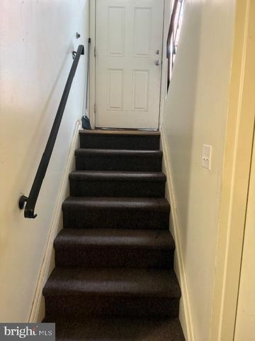 7321 SANDERLING PL, Philadelphia, PA 19153