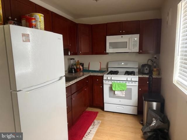 7321 SANDERLING PL, Philadelphia, PA 19153