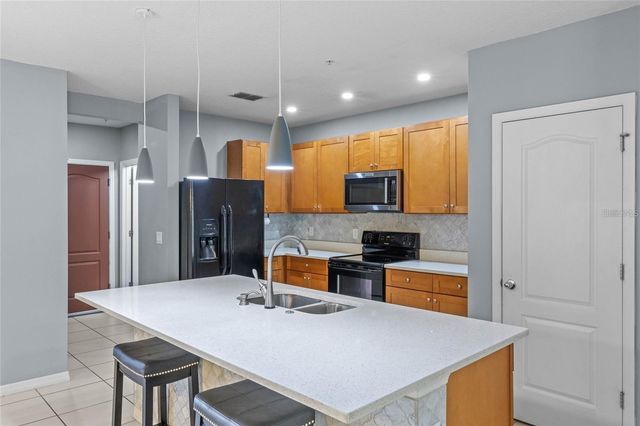 4805 APPLE BLOSSOM LANE, St Cloud, FL 34771