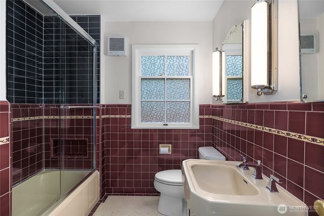 311 19th Avenue SE, Olympia, WA 98501