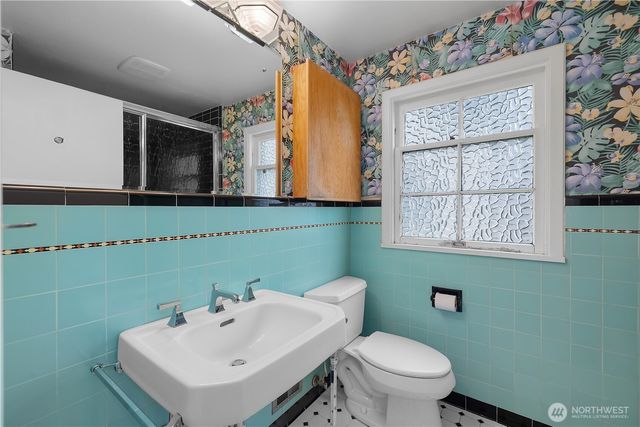 311 19th Avenue SE, Olympia, WA 98501