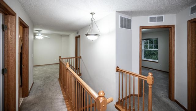 11151 204th Street W 309, Lakeville, MN 55044