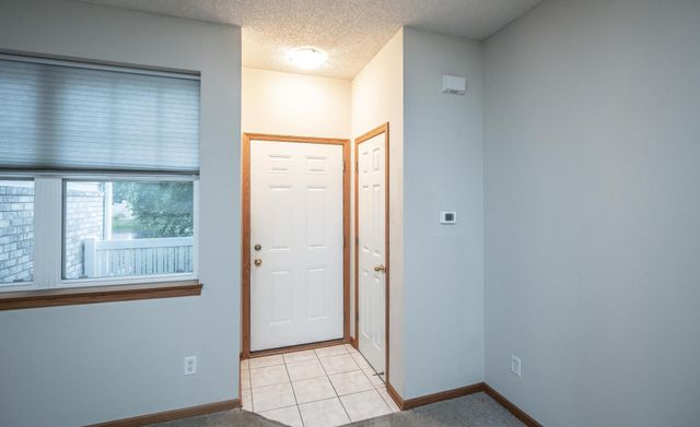 11151 204th Street W 309, Lakeville, MN 55044
