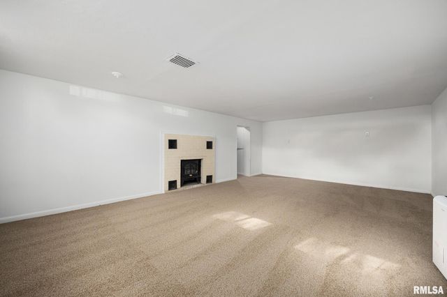 205 W GLEN Avenue, Peoria, IL 61614