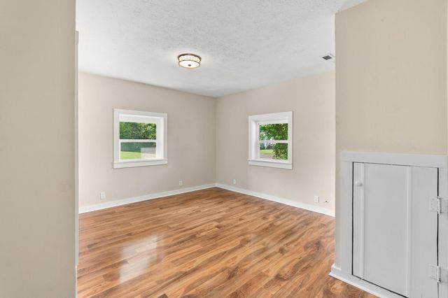 1564 U.S. 60, Ledbetter, KY 42058