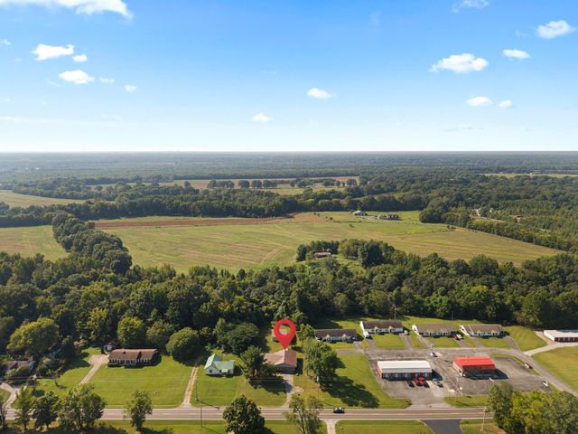 1564 U.S. 60, Ledbetter, KY 42058