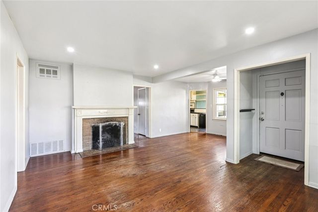 6539 Blucher Avenue, Van Nuys, CA 91406