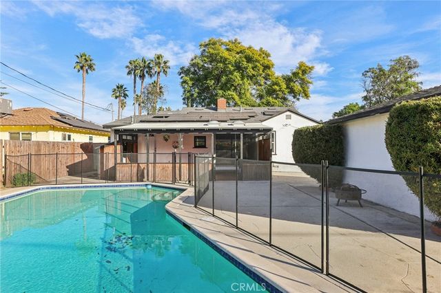 6539 Blucher Avenue, Van Nuys, CA 91406