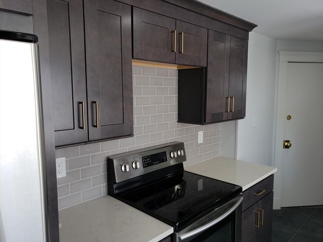 41 Mill St 41A, Quincy, MA 02169