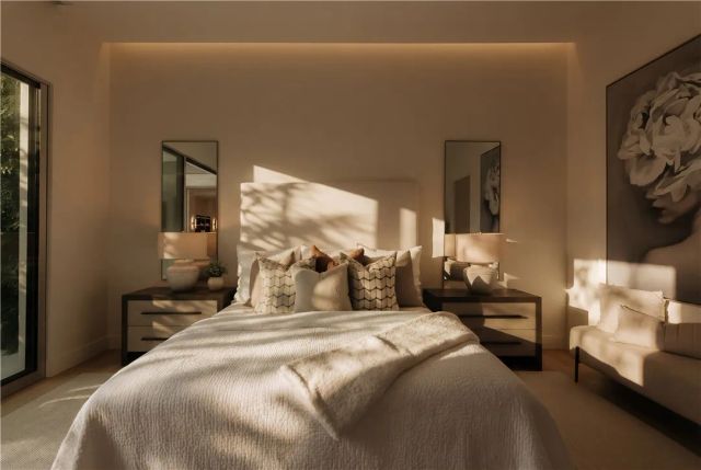 1119 Dolphin, Corona Del Mar, CA 92625